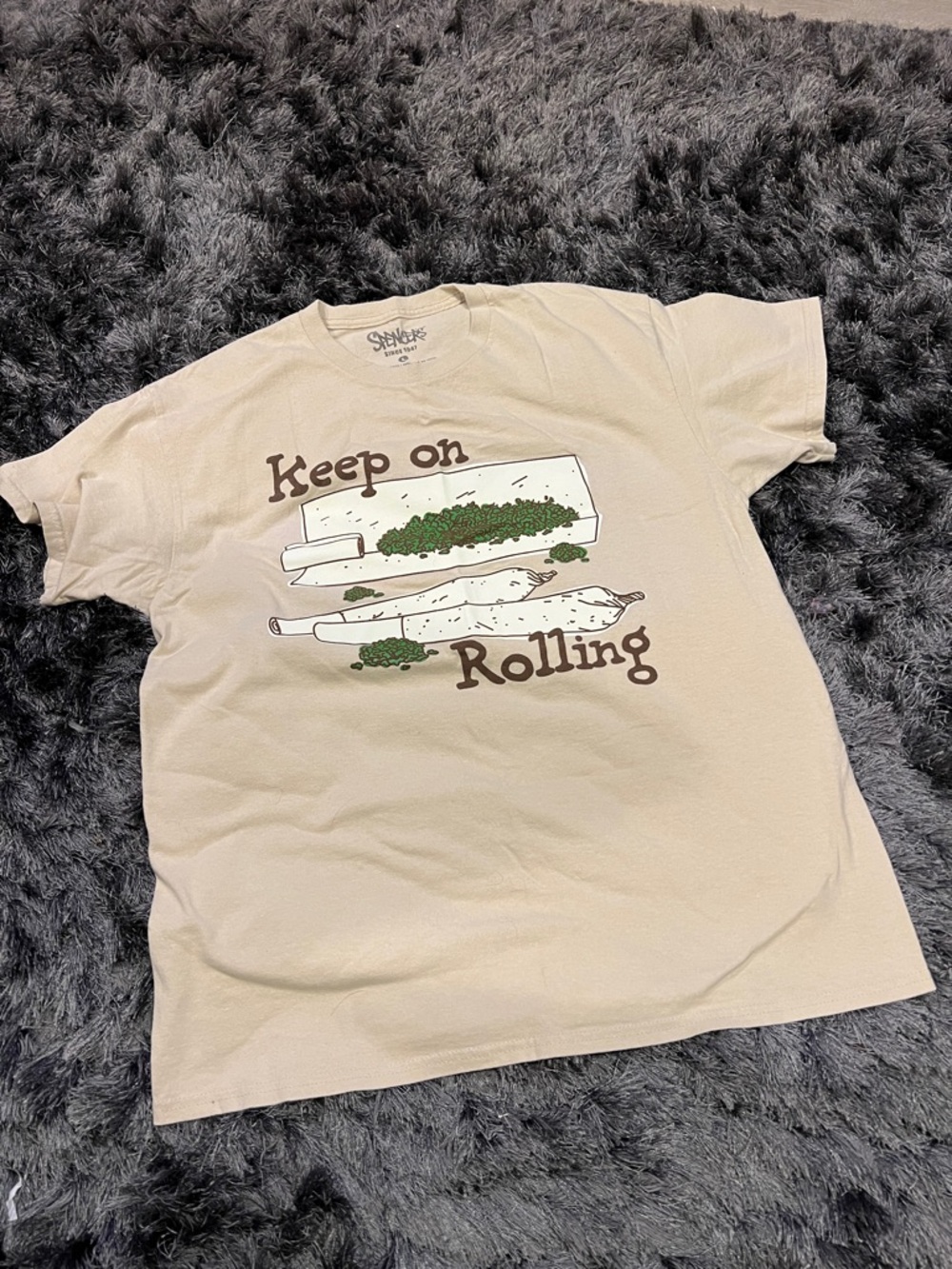 Spencer's Keep on Rolling Graphic T-Shirt Size L